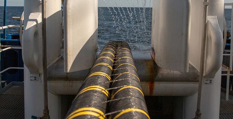 Offshore cable-laying