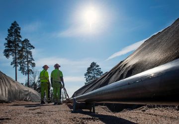 High voltage underground cable installation in Sweden