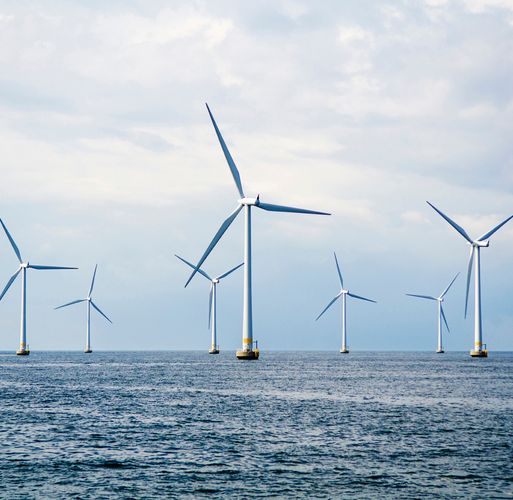 Offshore wind turbines in an off-shore wind park