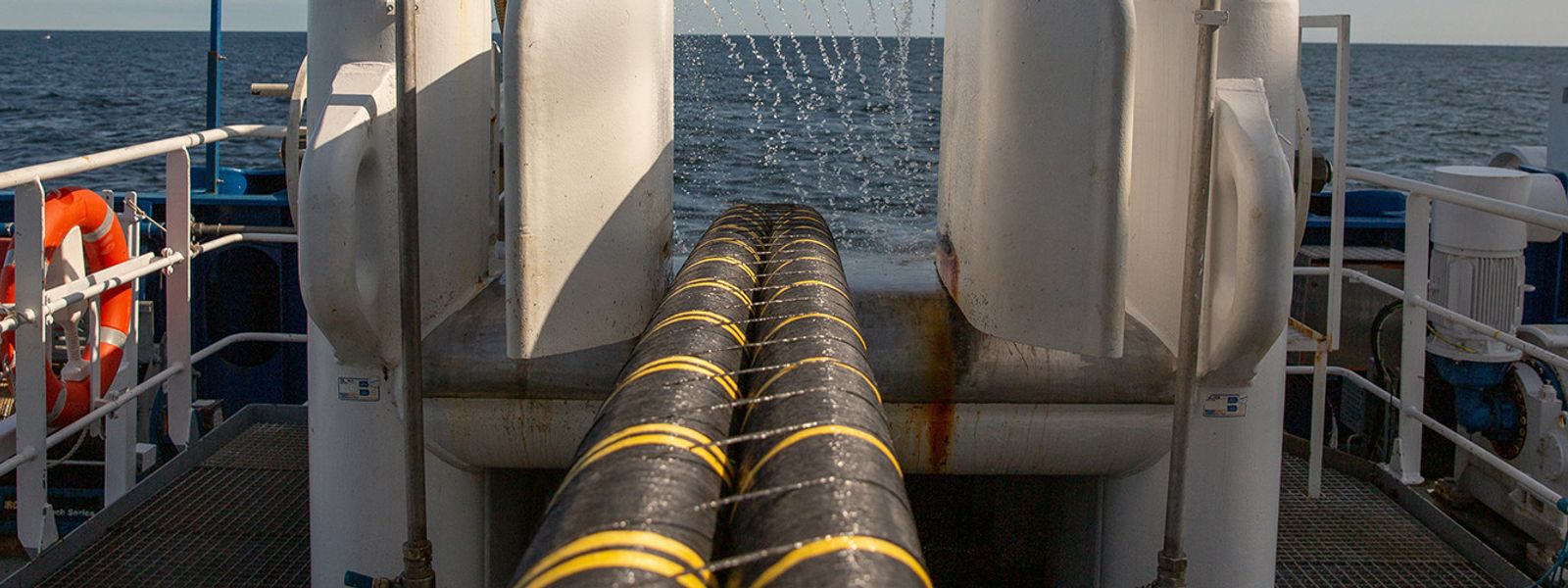 Offshore cable-laying